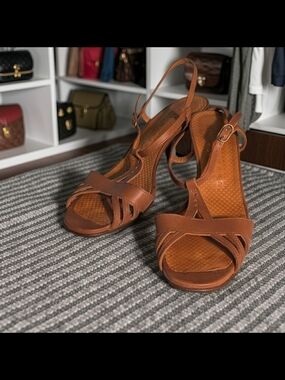 Chie Mihara Cognac Brown Leather T-Strap Sling Heels Size 8.5